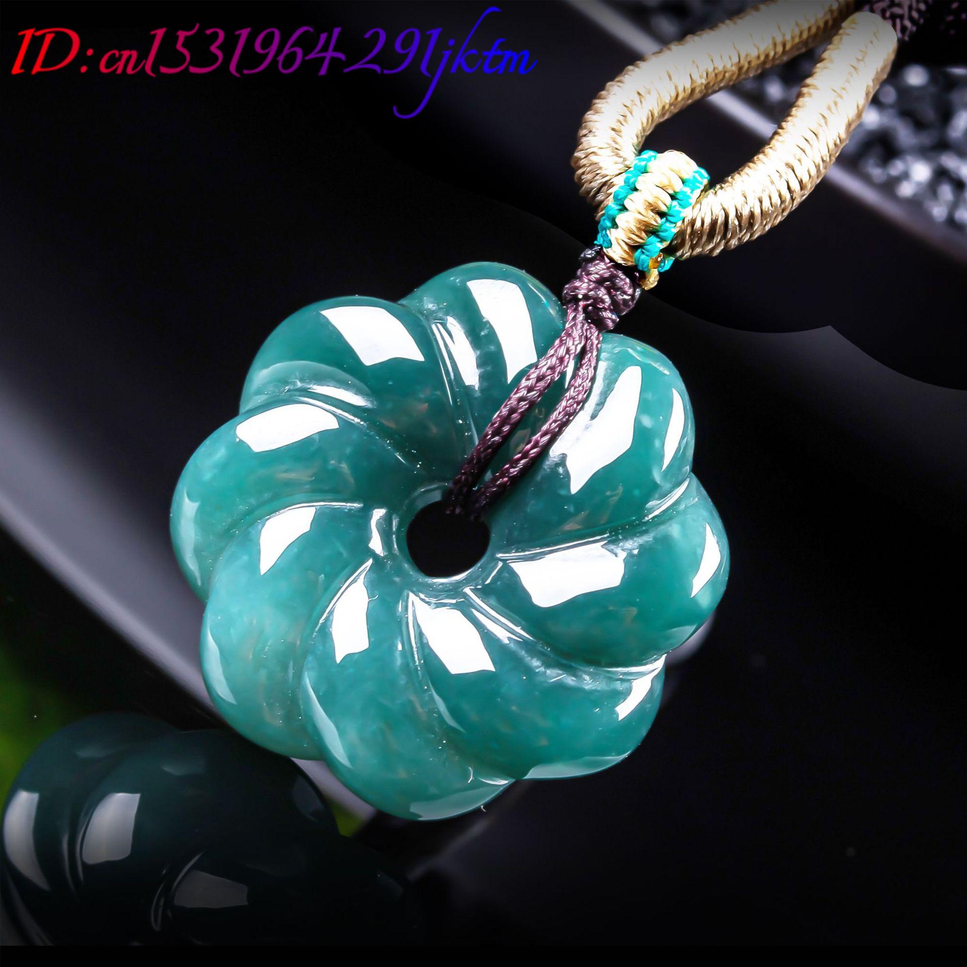 Collana con Pendente a Fiore i - Women Accessories Trending recensione e prezzo