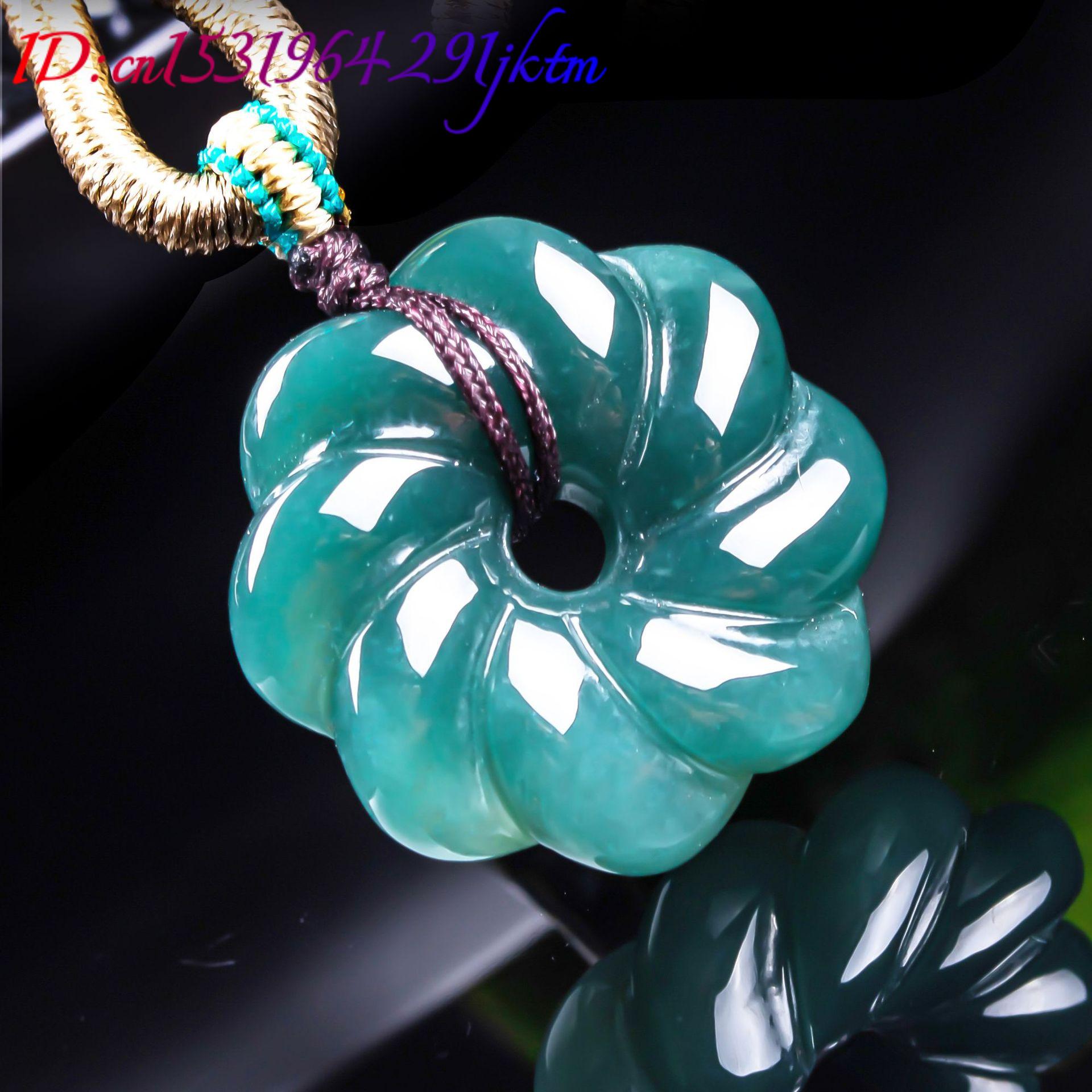 Collana con Pendente a Fiore i - Women Accessories Trending recensione e prezzo
