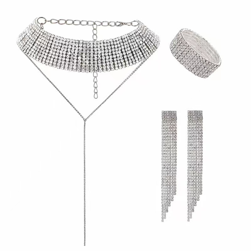 Pacchetto di accessori Collana - Women Accessories In Amazon recensione e prezzo