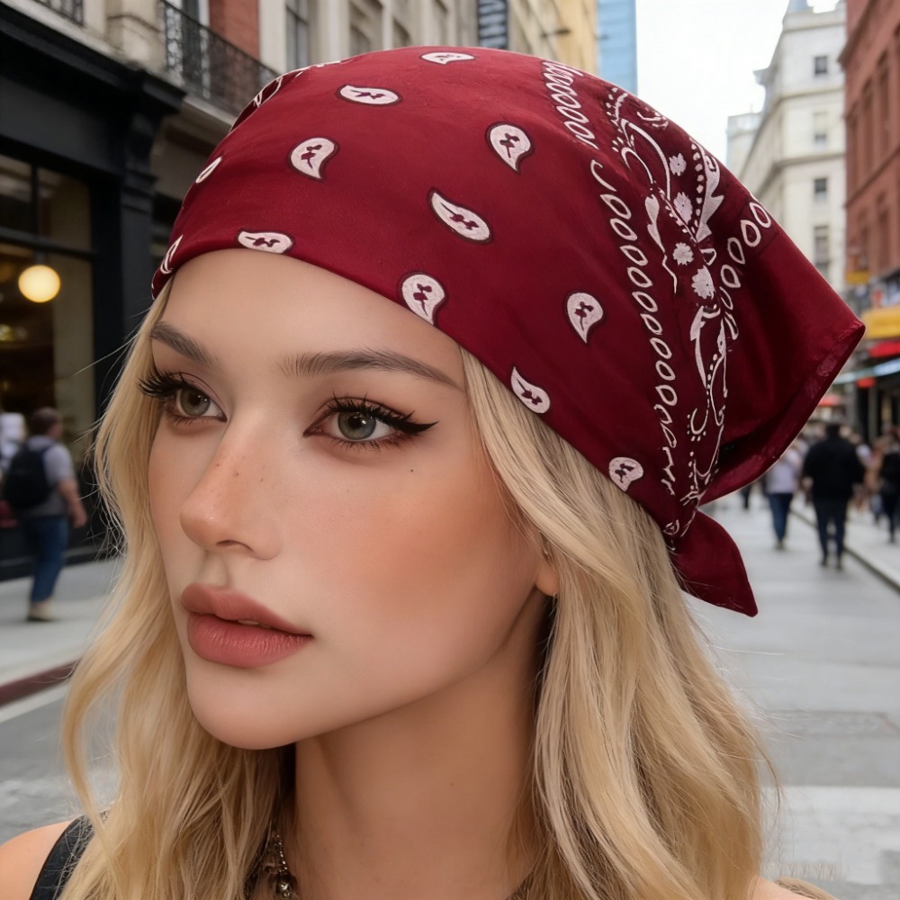 Bandana Quadrata Retrò Rosso V - Women'S Accessories Go Outdoors recensione e prezzo