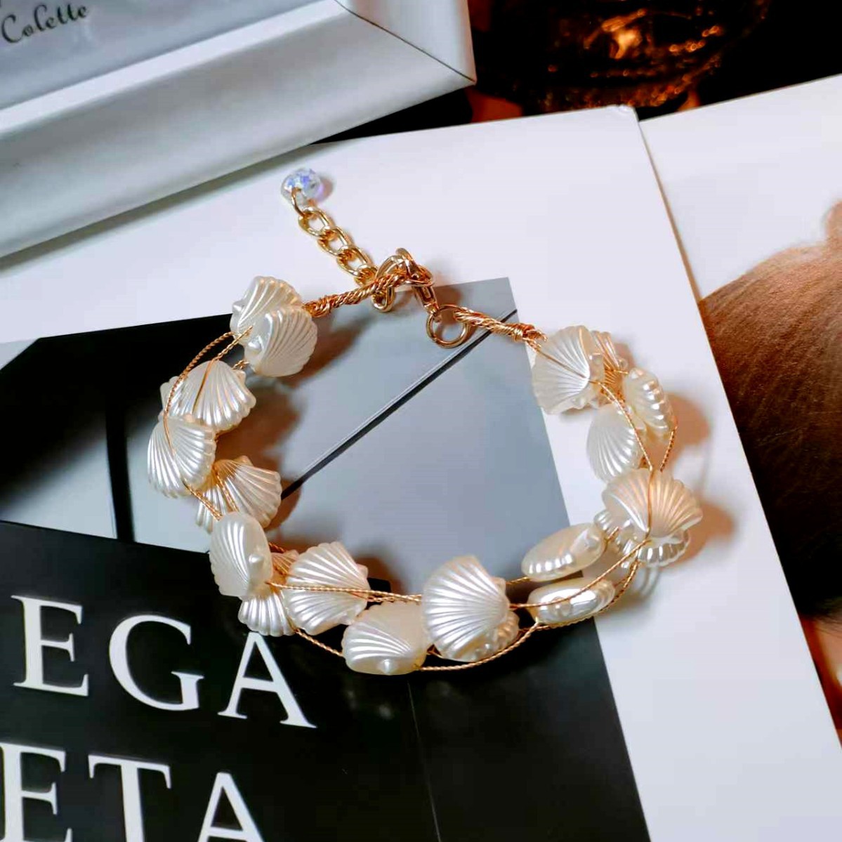 Accessori di tendenza: Braccia - Women Accessories In Amazon recensione e prezzo